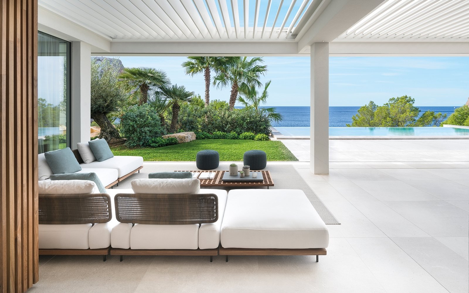 Garden terrace with sea view in a villa in Puerto de Andratx, Mallorca